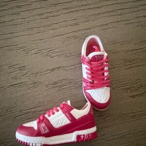 New Louis Vuitton design  Pink labubu sneakers